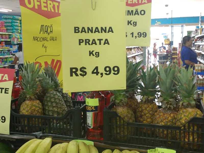 Banana Prata que custava em média no fim do ano passado R$2.50 , hoje custa R$4.99