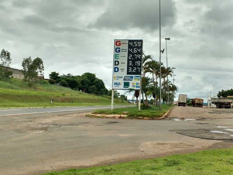 Posto Paraíso onde vende o preço mais barato da Gasolina R$4,597