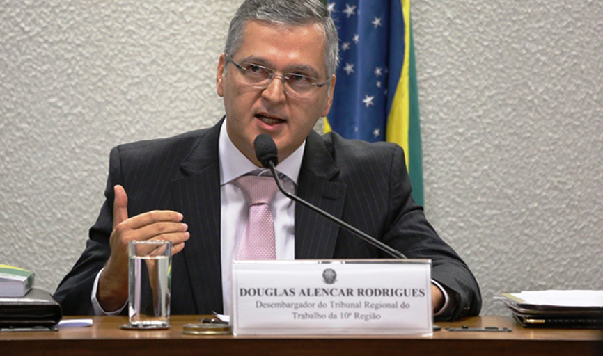 Ministro do TST Douglas Alencar  Rodrigues foi o relator do processo