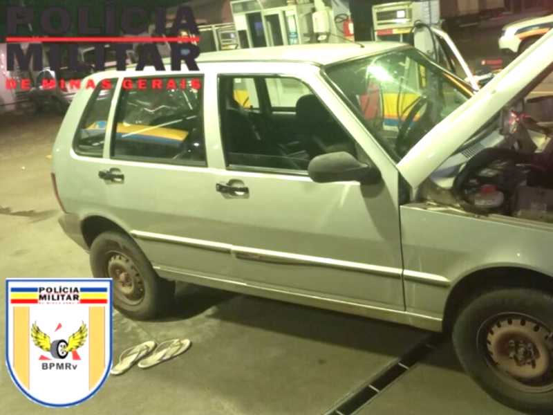 Fiat Uno havia sido roubado na cidade de Cássia no dia 20 de fevereiro. Vítima reconheceu um dos autores
