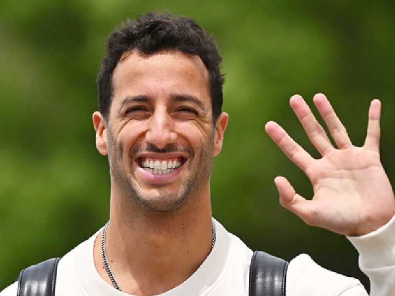 O sorriso sempre presente, o que faz de Daniel Ricciardo um dos pilotos mais carismáticos da F1
