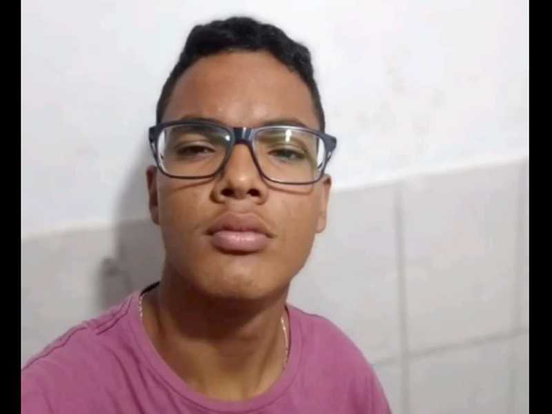 Jovem Kauã Alexandre Martinez Silva, 16 anos