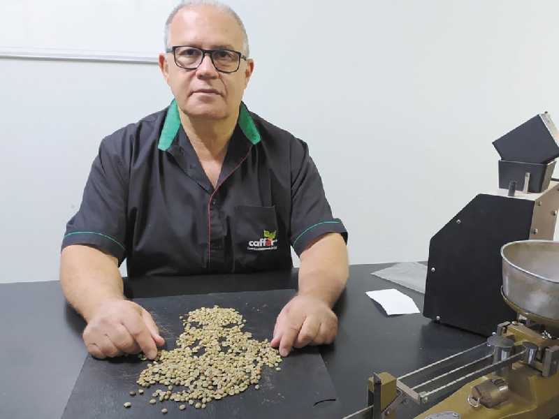 Adriano Moherdaui Martins - Comercializador e degustador de café da Caffer
