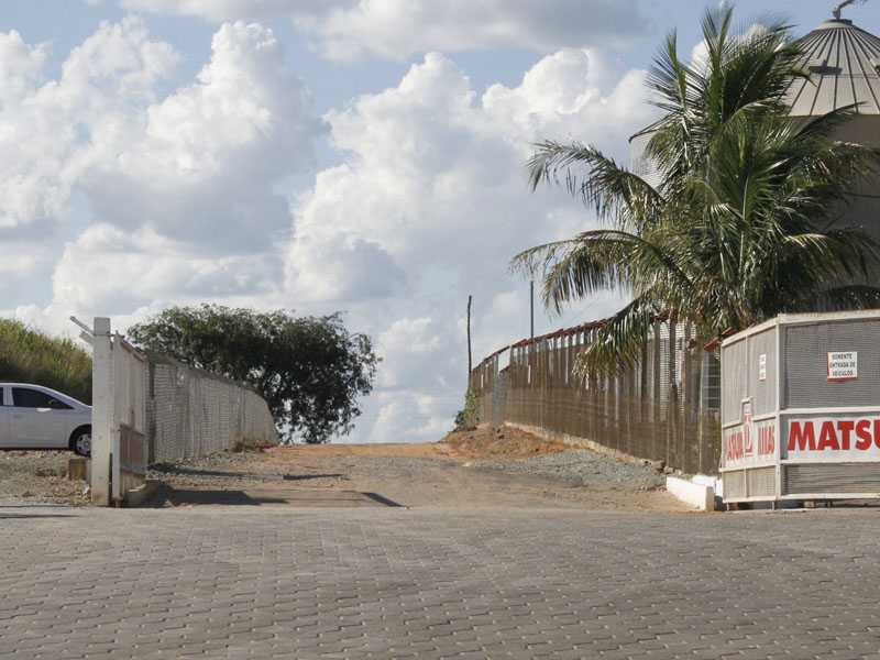 ...a empresa precisa fechar o acesso à estrada da Itaguaba, situação que gerou polêmica em meados do ano passado.