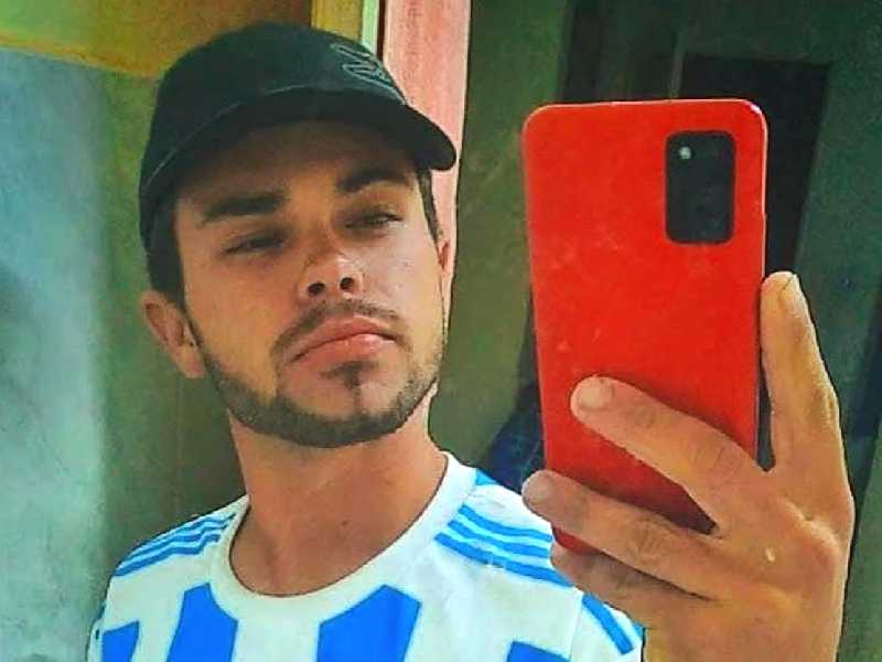 Corpo de Eduardo foi encontrado pelos bombeiros dentro córrego, a dois metros de profundidade