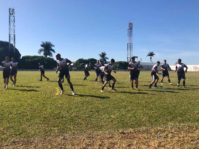 Operário jogará partida decisiva no domingo contra o Cruz das Posses no encerramento da primeira fase do Campeonato Regional