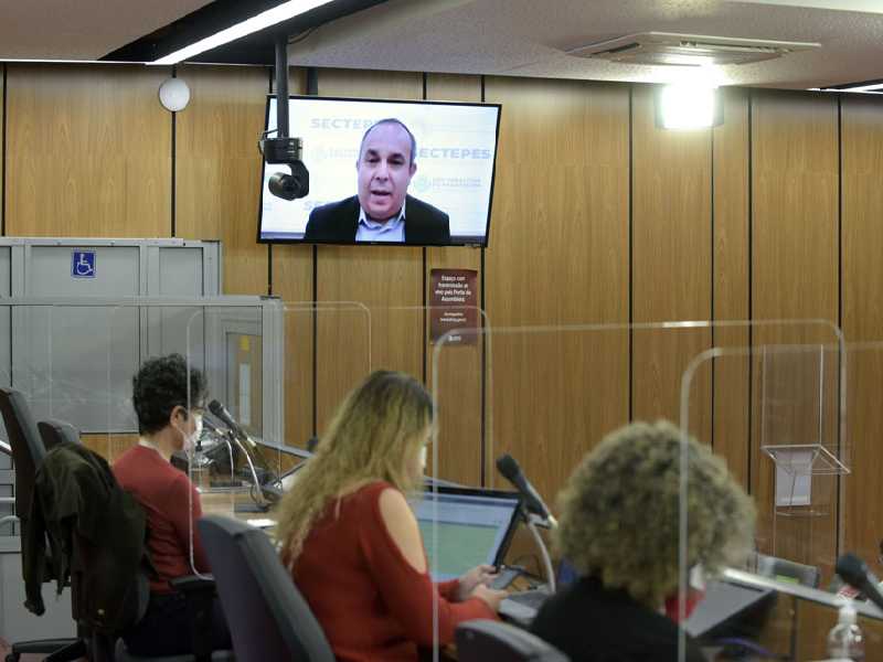 Secretário Cicero Barbosa participou dos debates promovidos pela Assembleia Legislativa