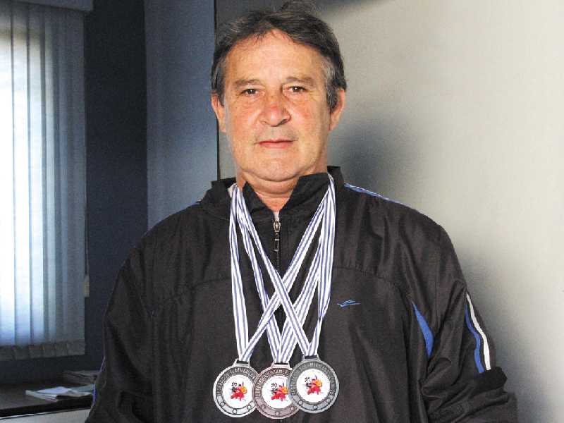 Professor Márcio Zaqueu é o diretor da associação que já formou centenas de cidadãos, no campo das artes marciais