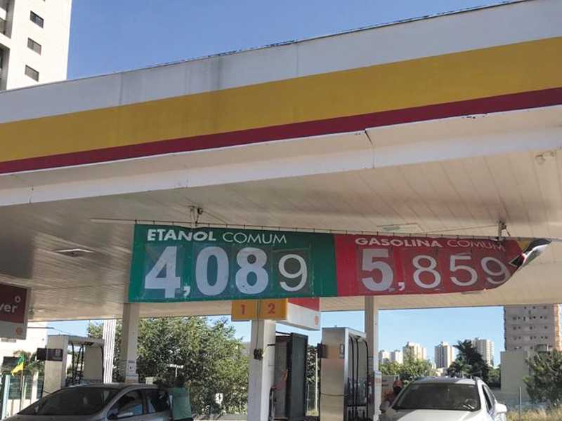 Nesta Quinta Feira, 01 de Julho, consumidor Paraisense abasteceu o seu carro  em Uberaba, pagou R$ 5,859 no litro da gasolina e R$ 4,089 no etanol