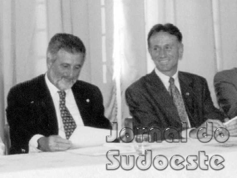 Ministro Carlos Melles e o deputado Paulo Piau