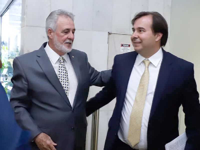 Deputado Melles agradeceu ao presidente da Câmara  Rodrigo Maia por ter colocado o projeto em pauta